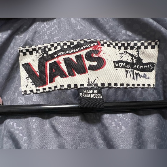 Vans Women’s Femme Coat for Snowboarding/Skiing/Staying warm - Picture 13 of 13